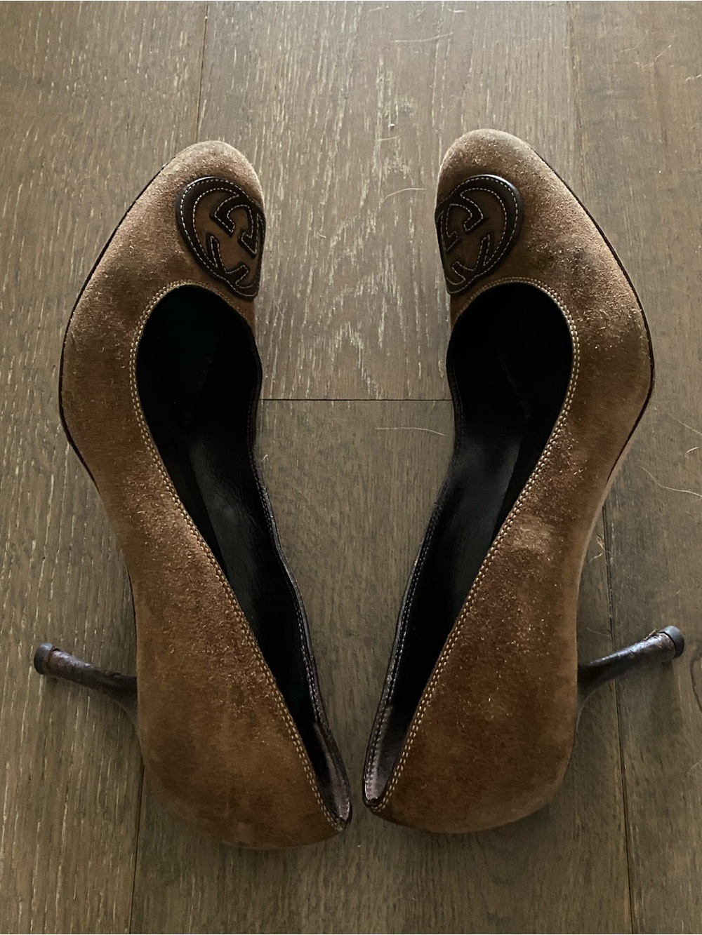 Gucci Brown Suede Logo Pumps 7 1/2 - Picture 5 of 11